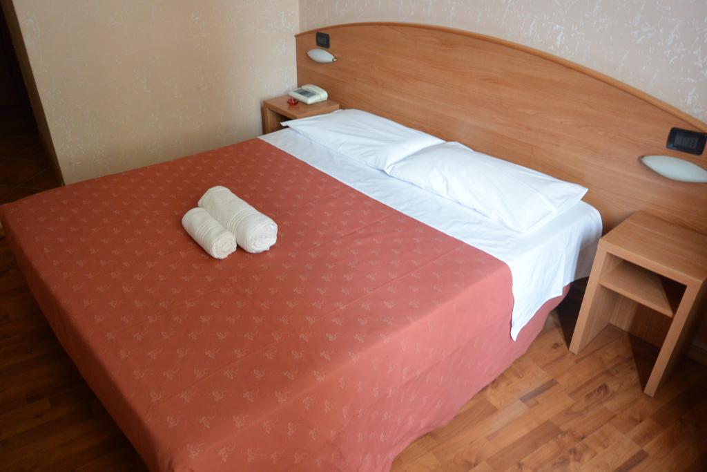 Hotel Nuovo Milan Bilik gambar