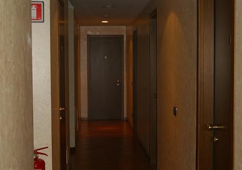 Hotel Nuovo Milan Luaran gambar